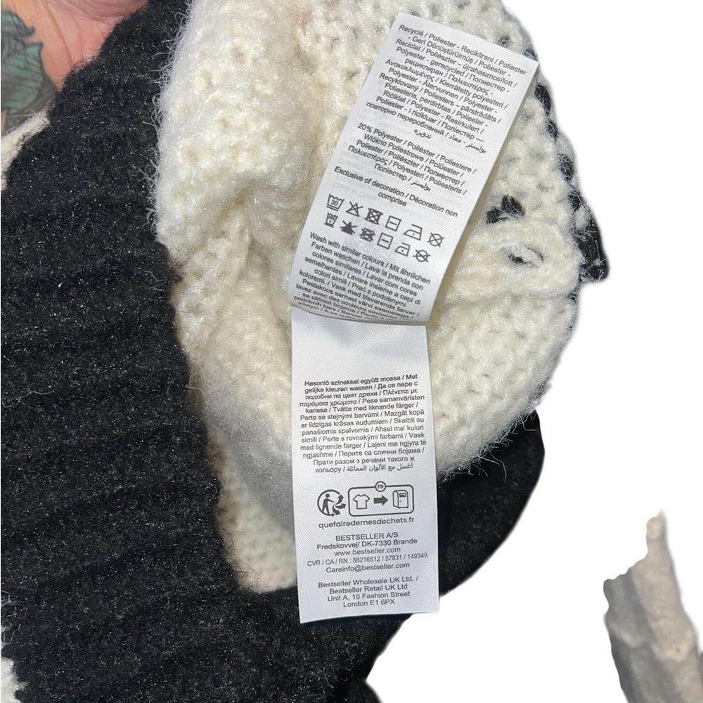 𝐏𝐈𝐄𝐂𝐄𝐒 Chunky Knit Sweater Contrast Trim - Picture 5 of 6